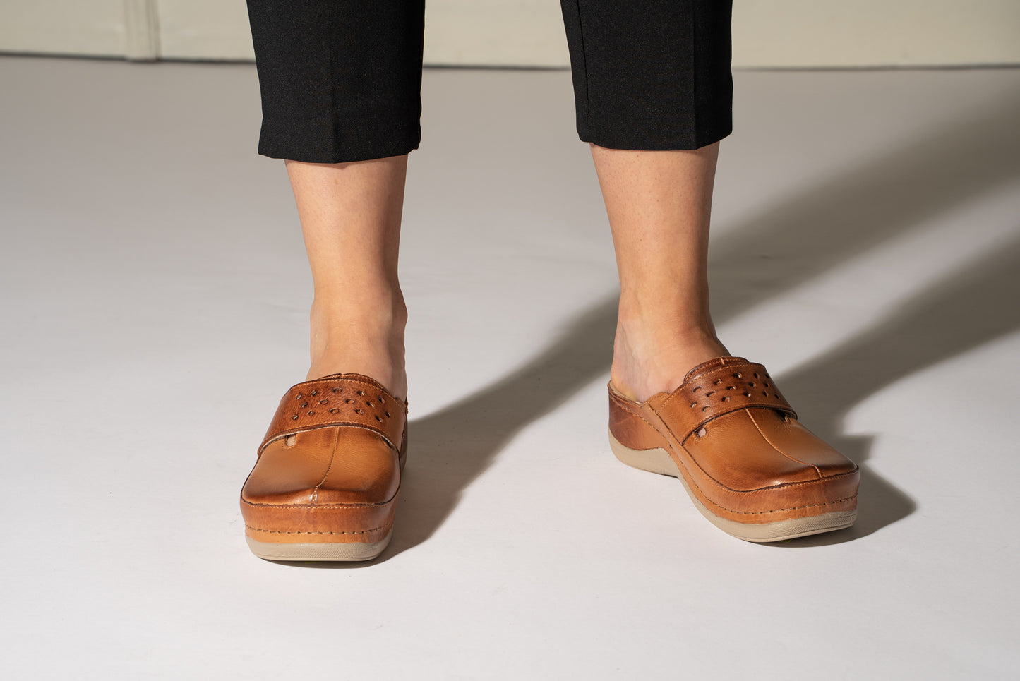 Lara | anatomic footwear | CLOGSS anatomic footwear.