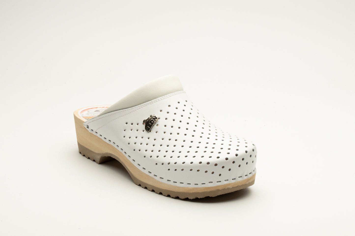 Wooden Clog I W | anatomic footwear | CLOGSS anatomic footwear.