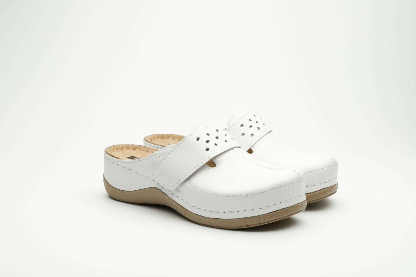 Lara | anatomic footwear | CLOGSS anatomic footwear.