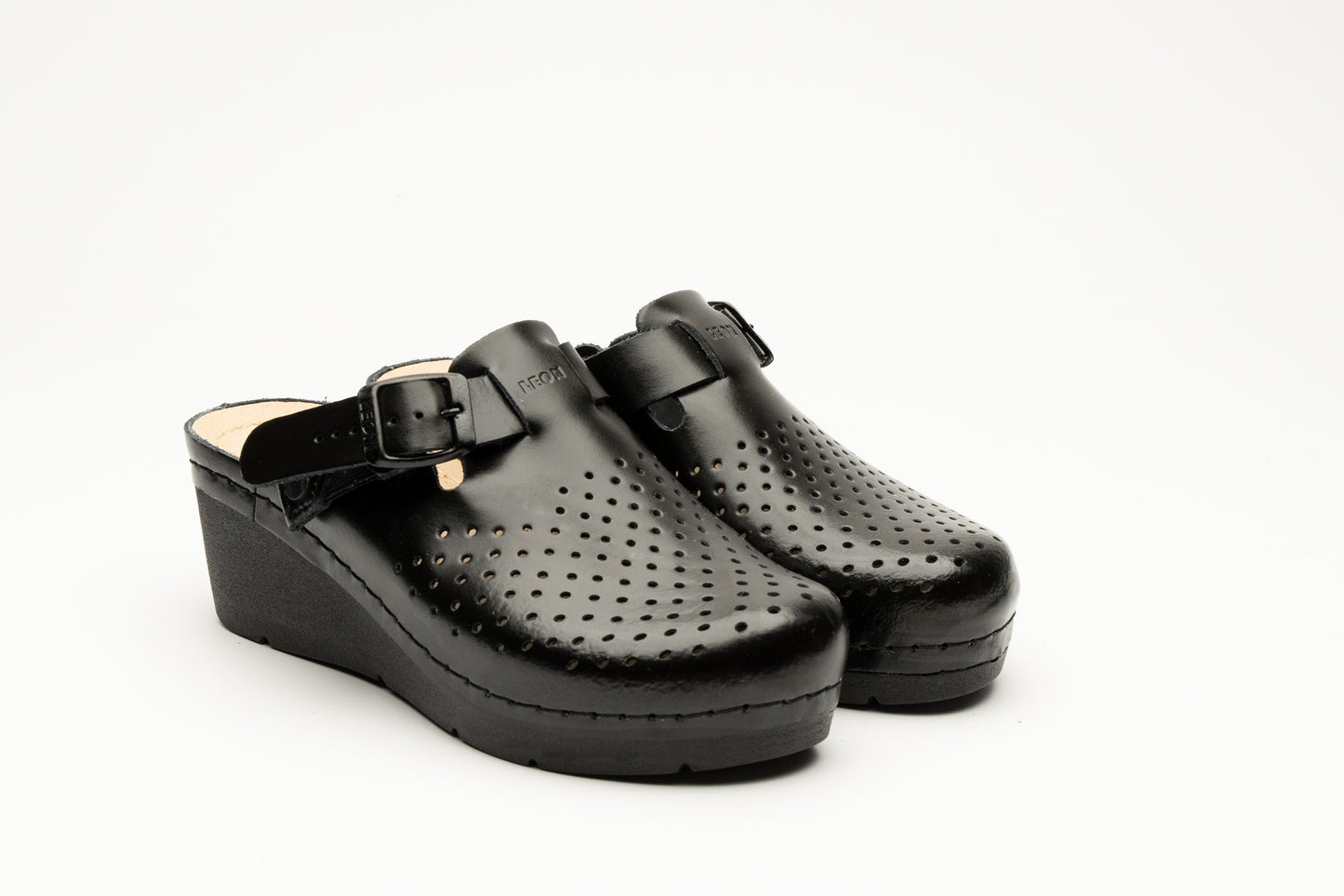 Paris I | anatomic footwear | CLOGSS anatomic footwear.